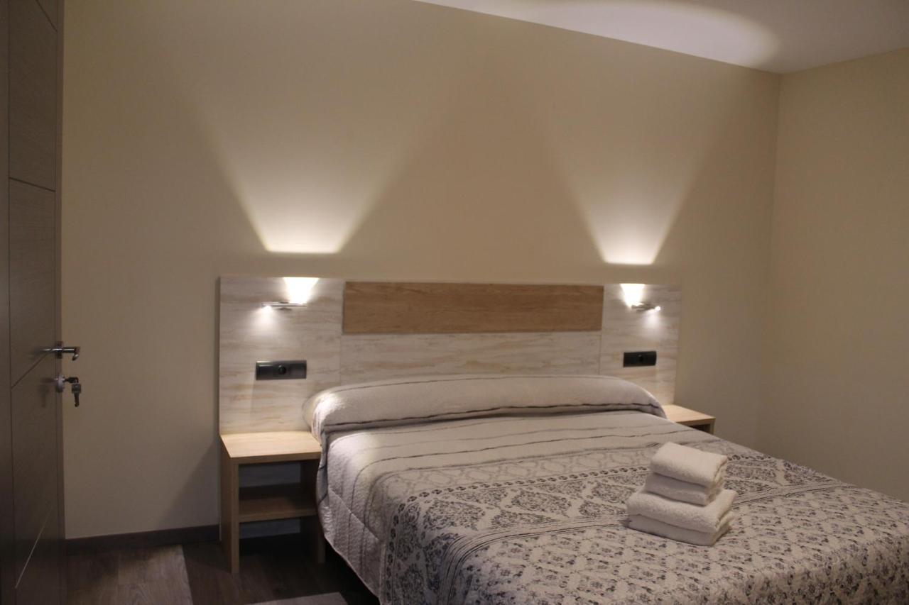 Ca L´Ángels Hotel Prat de Comte Buitenkant foto